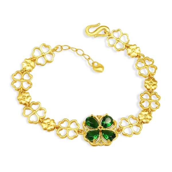 Lắc tay hoa 4 cánh là sự kết hợp hoàn hảo giữa vàng 24K rực rỡ và đá Peridot xanh lục thanh khiết