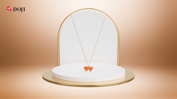 Trang sức gắn đá Moonstone là biểu tượng của sự cân bằng và hài hòa, giúp Bảo Bình duy trì nguồn năng lượng tích cực