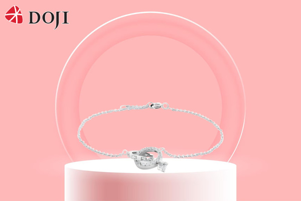 Mẫu lắc tay DOJI AFBK000427F2CZ1 mang vẻ đẹp hiện đại và lãng mạn