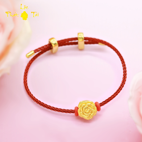 Những chiếc charm thiết kế theo đa dạng chủ đề là cách người đeo kể những câu chuyện và lưu giữ kỷ niệm