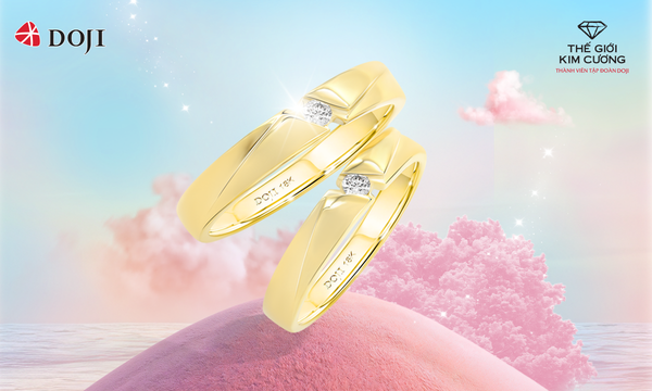 Nhẫn cầu hôn vàng 14k sẽ phù hợp với những ai tìm kiếm sự tối giản, tinh tế trong khi vàng 18k mang đến sự đẳng cấp và thanh lịch