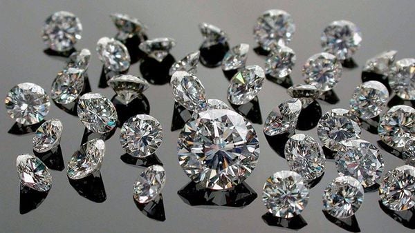 Viên kim cương có số carat càng lớn càng có giá trị cao