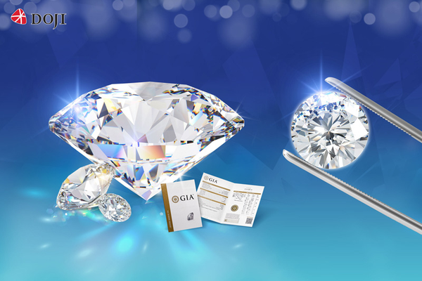 Kim cương 4 ly có đường kính khoảng 4mm, tương đương 0.25 carat
