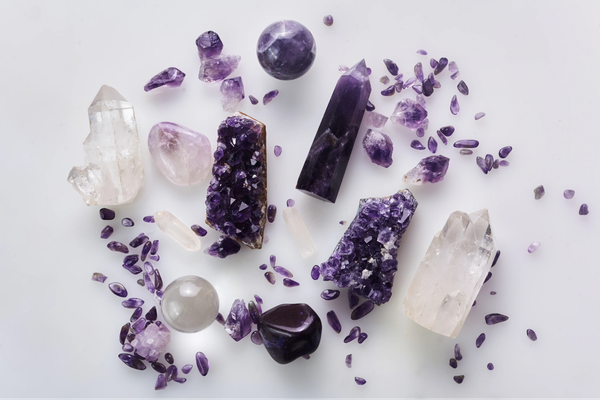 Amethyst có tác dụng gì trong phong thủy và sức khỏe lại khiến mọi người yêu thích đến vậy?