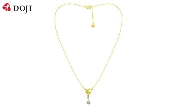 Mặt dây chuyền trái tim đơn giản nhưng không kém phần nổi bật nhờ chi tiết mặt thả được đính đá tinh xảo