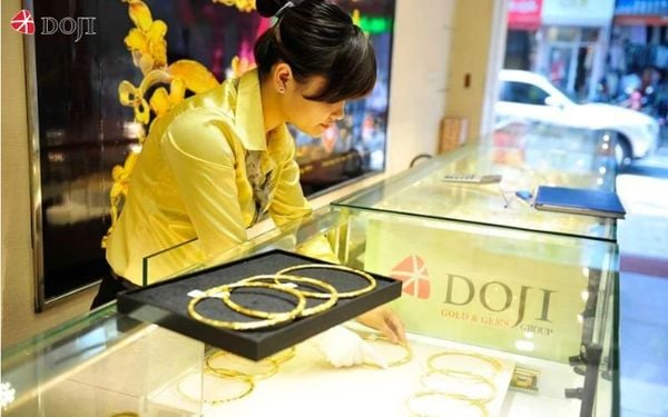 Chọn mua kiềng cưới - của hồi môn ý nghĩa cho ngày trọng đại tại DOJI