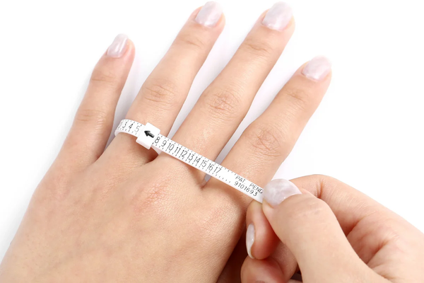 Lưu ý đo size nhẫn chính xác bằng cách đo nhiều lần