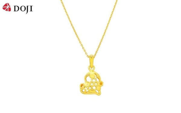 Chi tiết trái tim cách điệu đã giúp sợi dây chuyền trở nên nổi bật và mang nhiều ý nghĩa sâu sắc