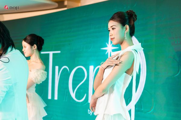 Lựa chọn trang sức kim cương với thiết kế phá cách để tạo điểm nhấn