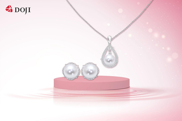 Một bộ trang sức tinh tế là món quà sang trọng giúp mẹ luôn rạng rỡ trong ngày đặc biệt!