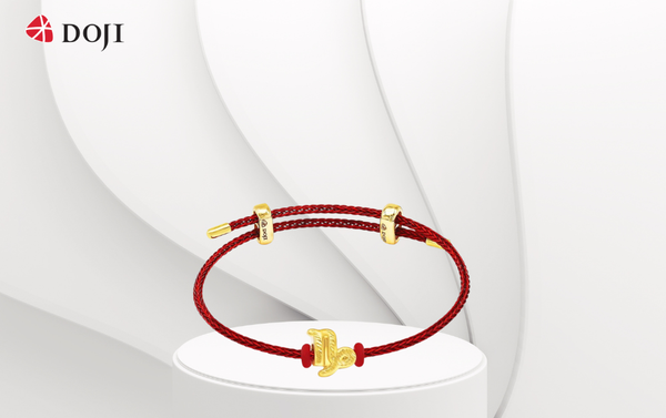 Vòng charm cung hoàng đạo với biểu tượng Ma Kết bằng vàng 24K sang trọng, giúp chủ nhân thể hiện phong cách cá nhân đầy bản lĩnh