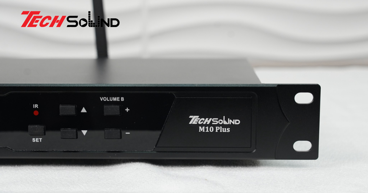 Đánh giá chi tiết Micro Không Dây M10 Plus mới nhất năm 2025