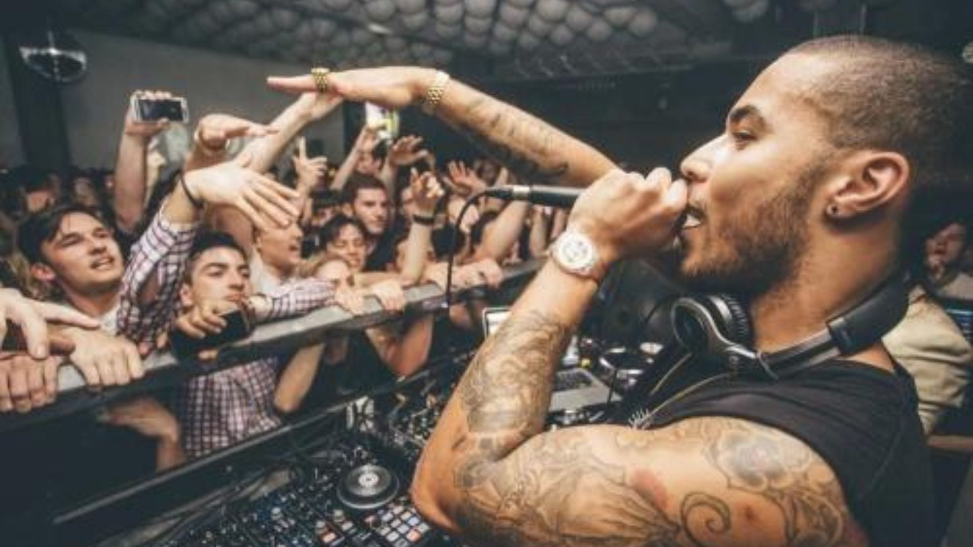 Khám Phá Văn Hóa Âm Nhạc Trap: Nguồn Gốc, Tên Gọi Độc Đáo và Đặc Tính Hấp Dẫn