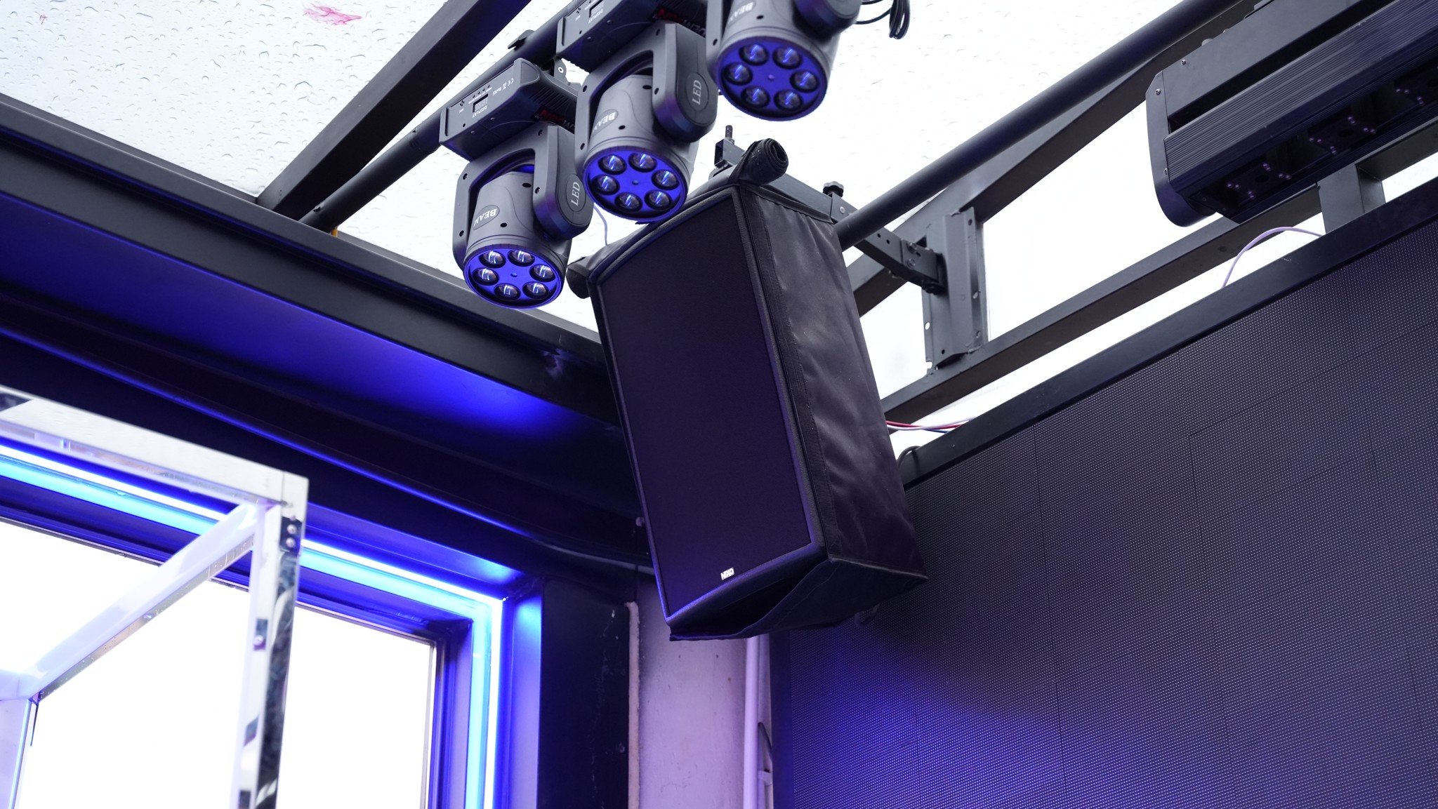 Thi công hệ thống âm thanh Nexo cho quán Lounge Double 9, Cửa Đông