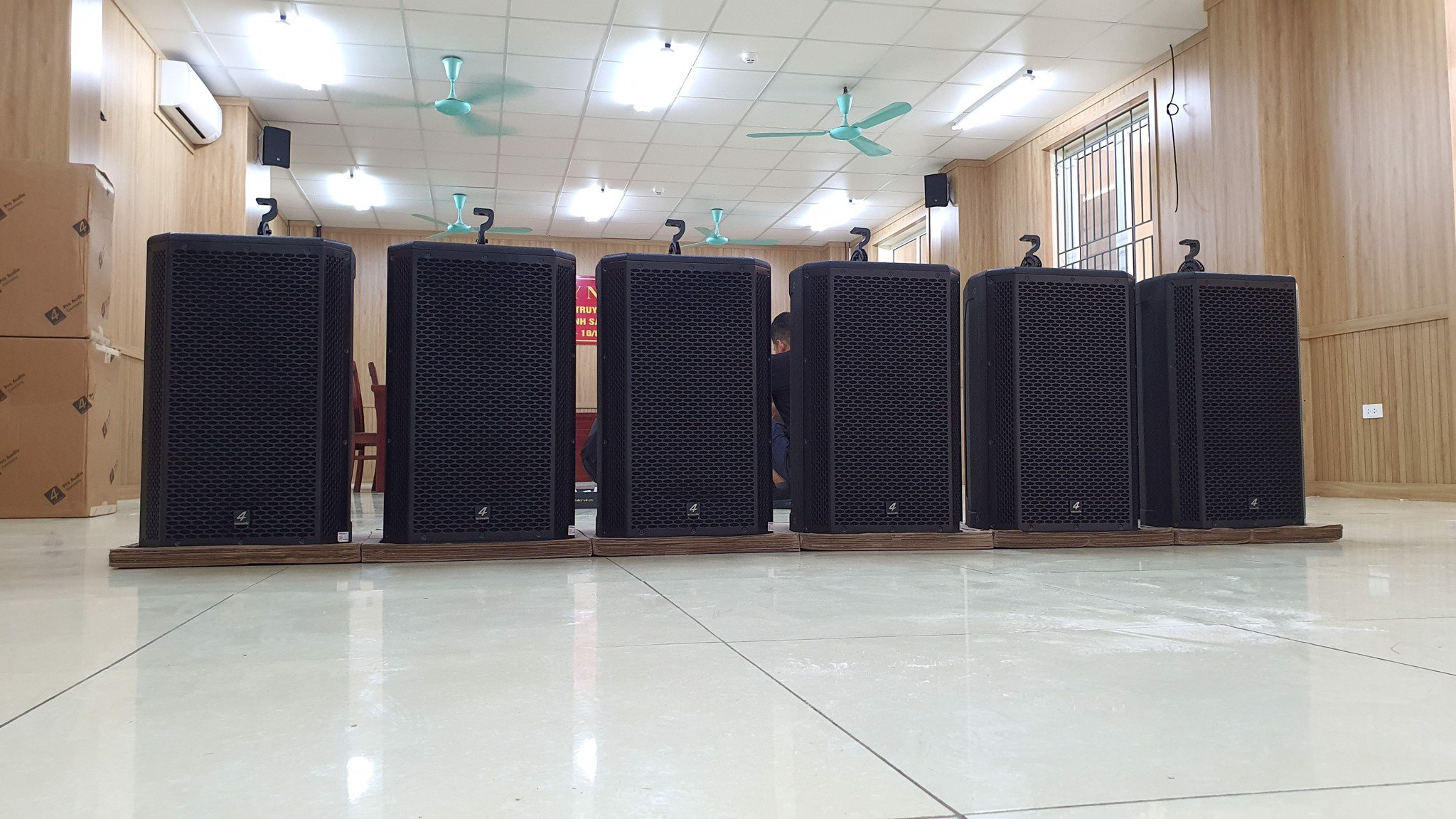 Lắp đặt hệ thống âm thanh cho hội trường tại Hoài Đức - Hà Nội