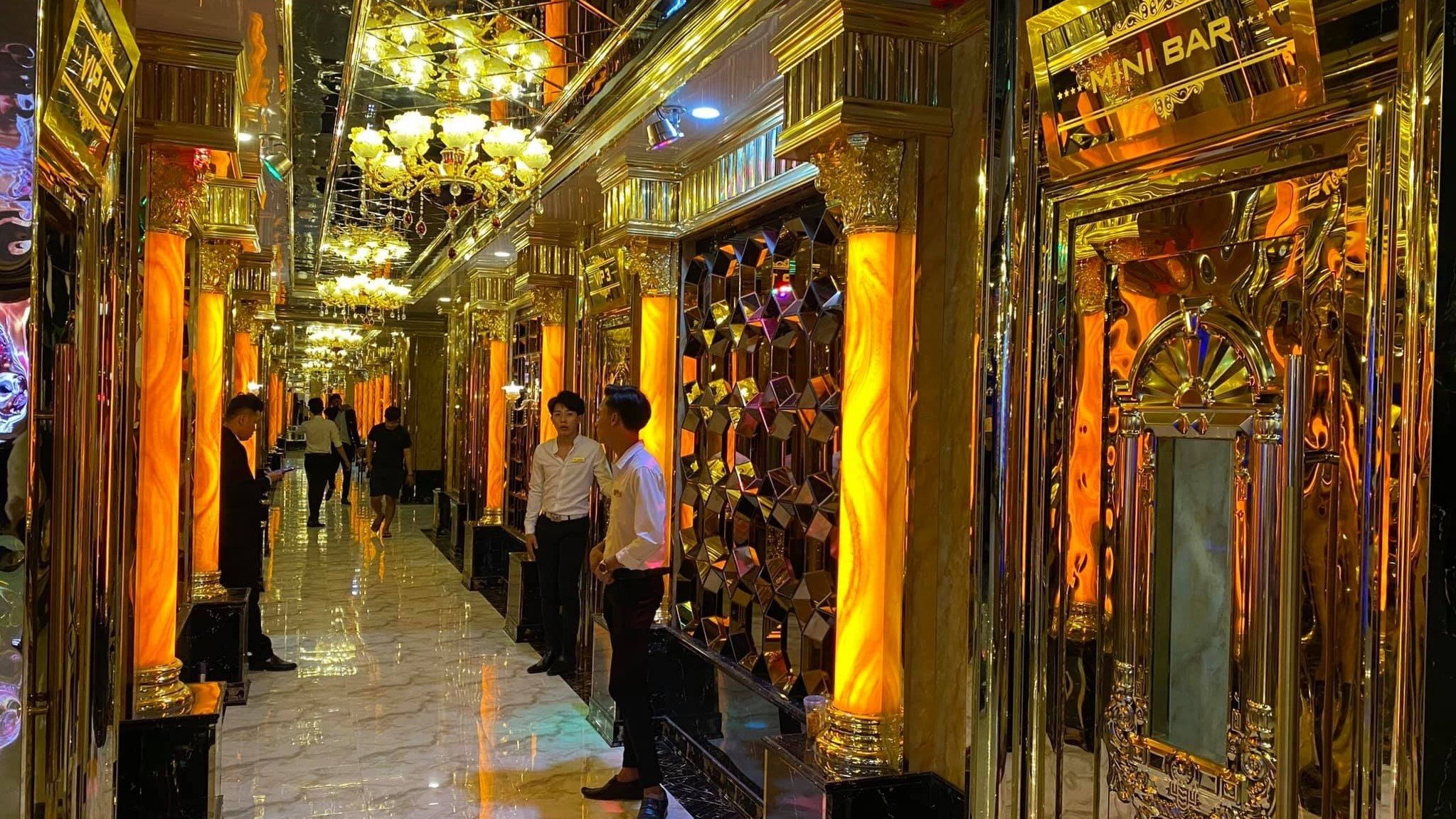 Lắp đặt công trình 19 phòng karaoke 4-Acoustic tại Bà Rịa - Vũng Tàu