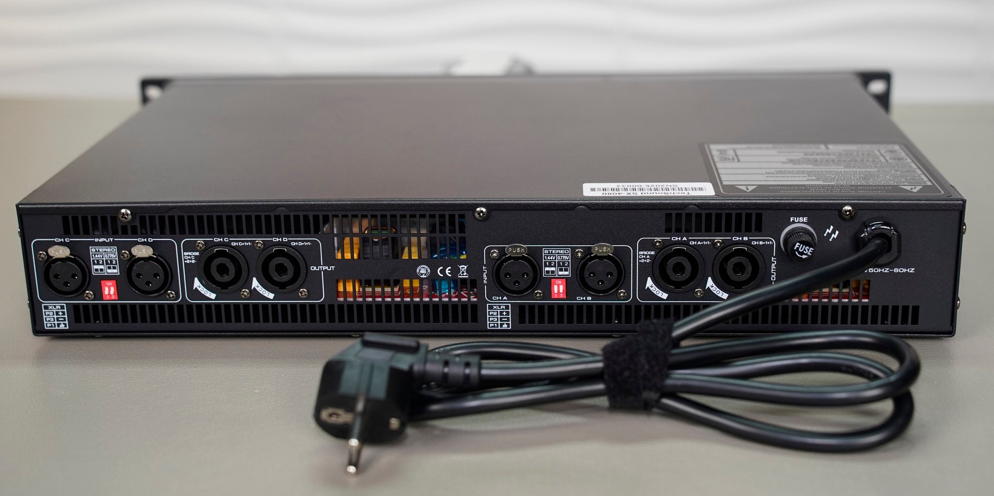 Cục đẩy 4 kênh ClassD Techsound SX4080