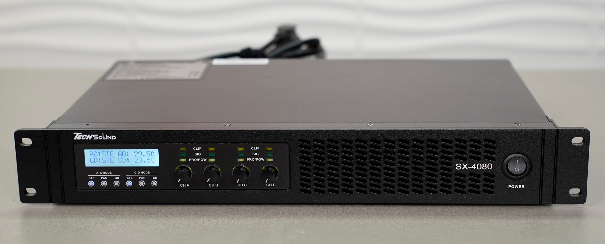 Cục đẩy 4 kênh ClassD Techsound SX4080
