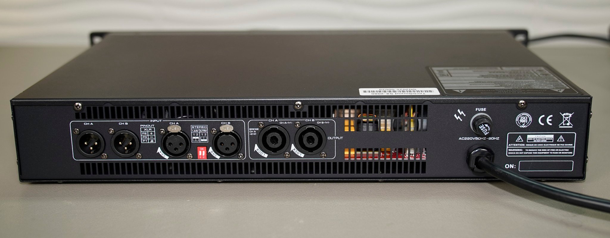 Cục đẩy 2 kênh ClassD Techsound SX2080
