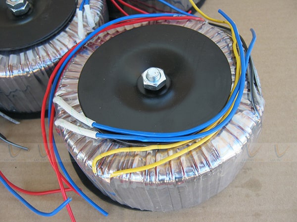 cuc day cong suat 2 kenh la gi 2