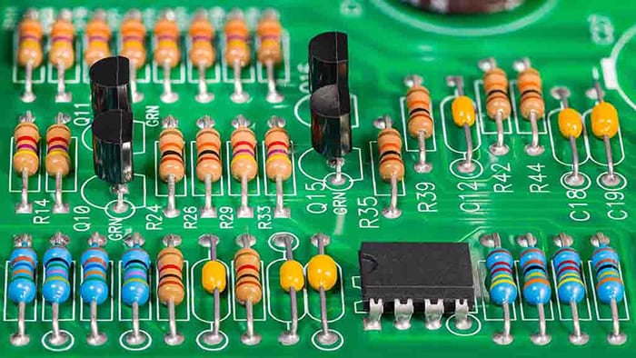 Tìm hiểu mạch phân tần loa 4 tiếng là gì và được sử dụng như thế nào