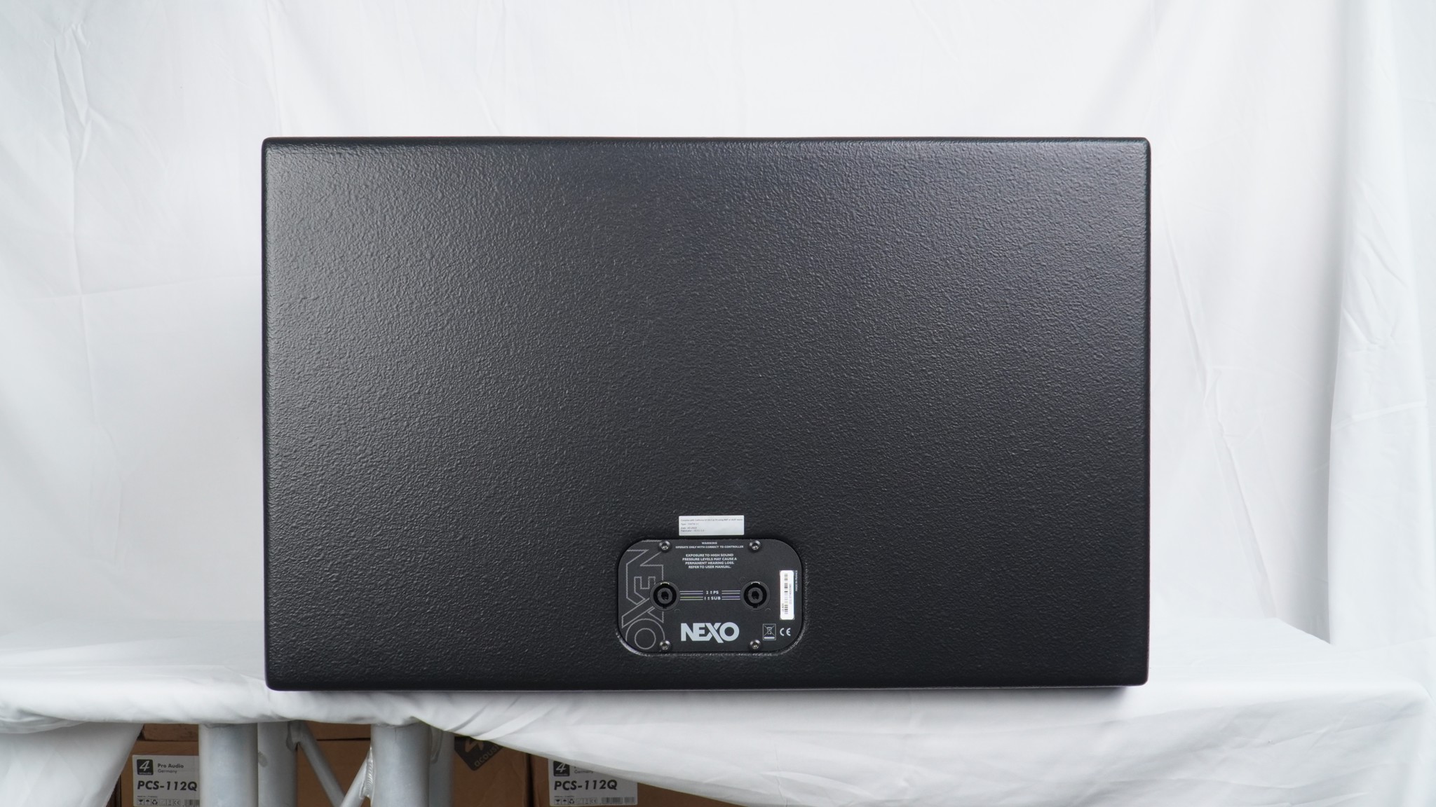 hinh anh loa subwoofer NEXO LS600 so 1