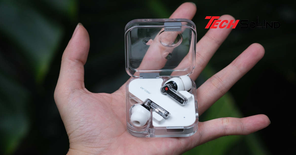 Tai nghe trong suốt – Cơn sốt mới từ giới trẻ yêu công nghệ