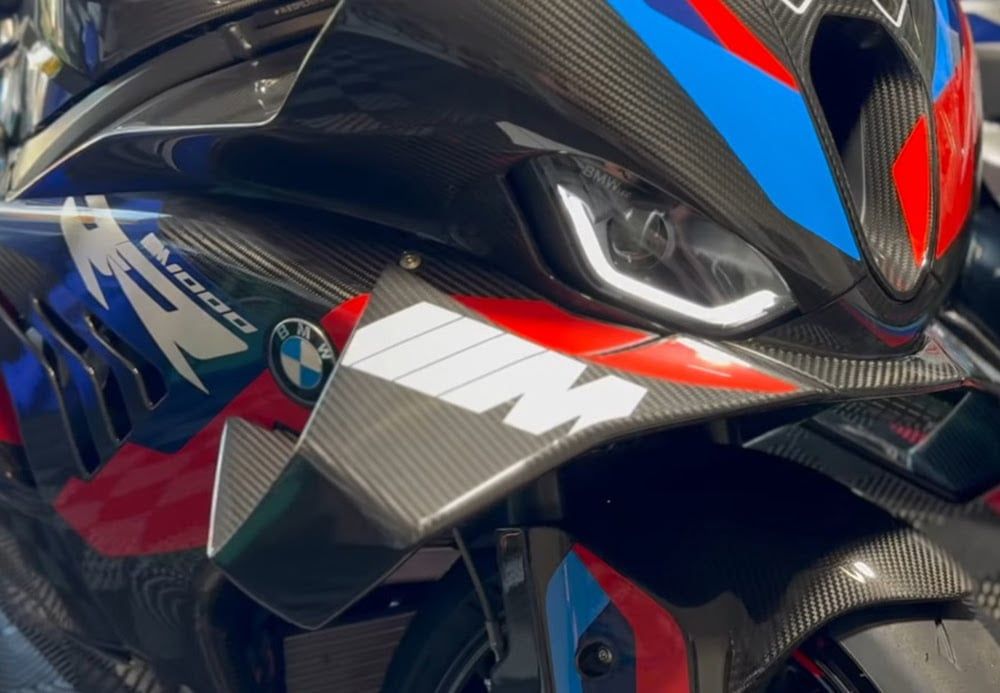 Đèn ban ngày DRL trên BMW S1000RR