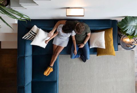 Tại Sao Ghế Sofa Hình Chữ L Là Lựa Chọn Hoàn Hảo Cho Không Gian Sống Của Bạn?