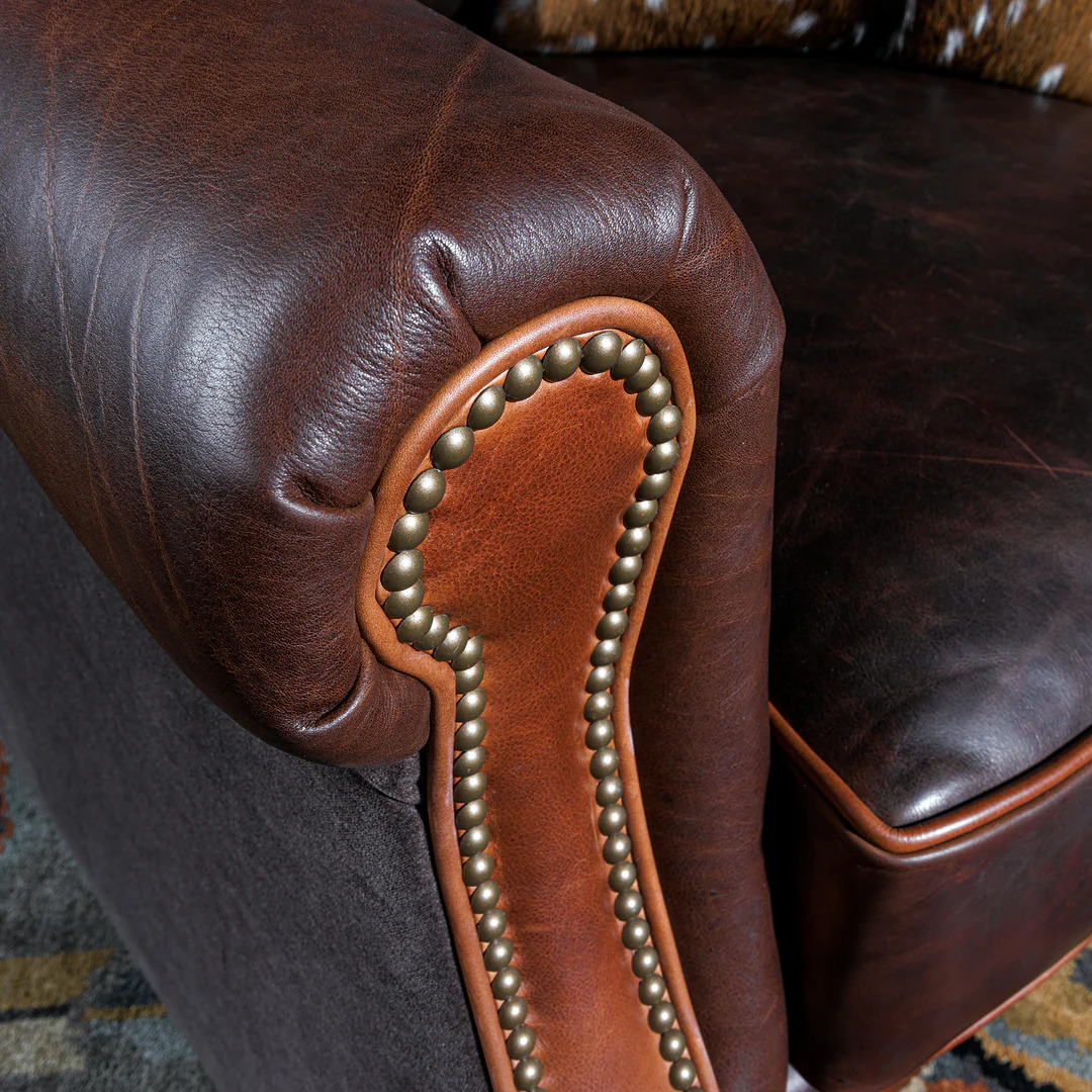 Khám Phá Vẻ Đẹp Từ Ghế Xì Gà Da Cổ Điển