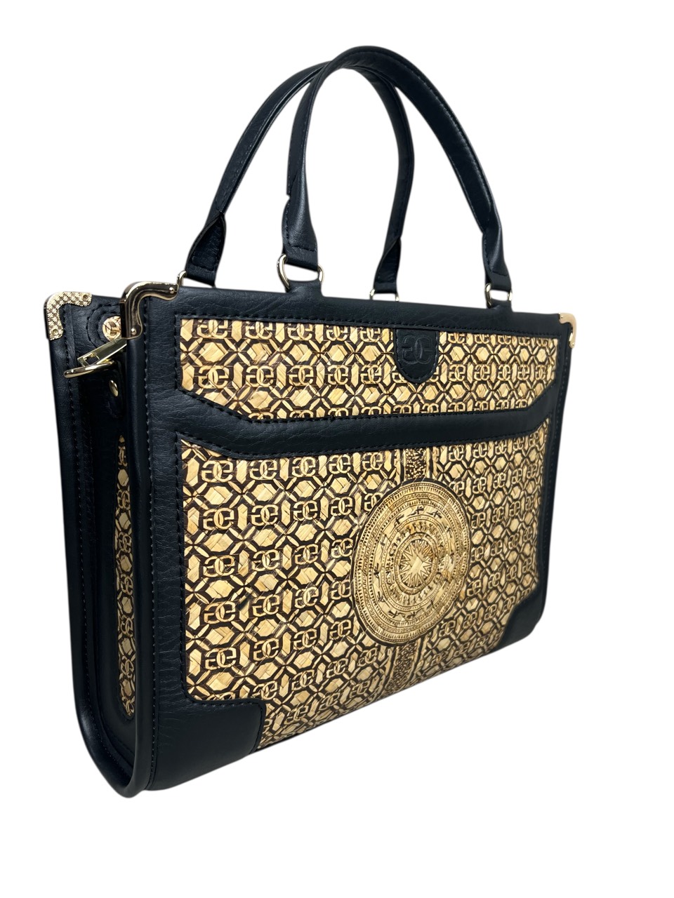 GREEN CRAFT – KHI CÔNG NGHỆ CHẠM VÀO LINH HỒN CỎ BÀNG