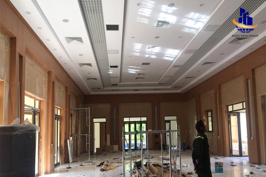 Hướng Dẫn Lựa Chọn Và Thi Công Tấm Tiêu Âm Chuẩn Xác Nhất