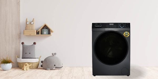 Máy giặt Aqua Inverter 9 kg AQD-D903G BK