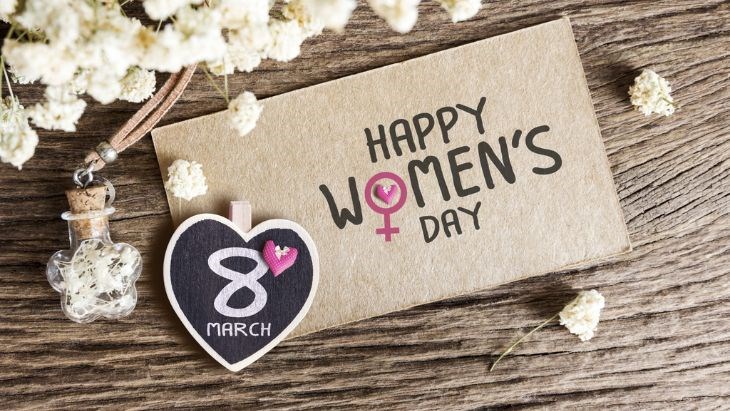 🎁 TOP 25+ Quà 8/3 Thiết Thực Tặng Mẹ, Vợ, Sếp, Đồng Nghiệp 2024🔥