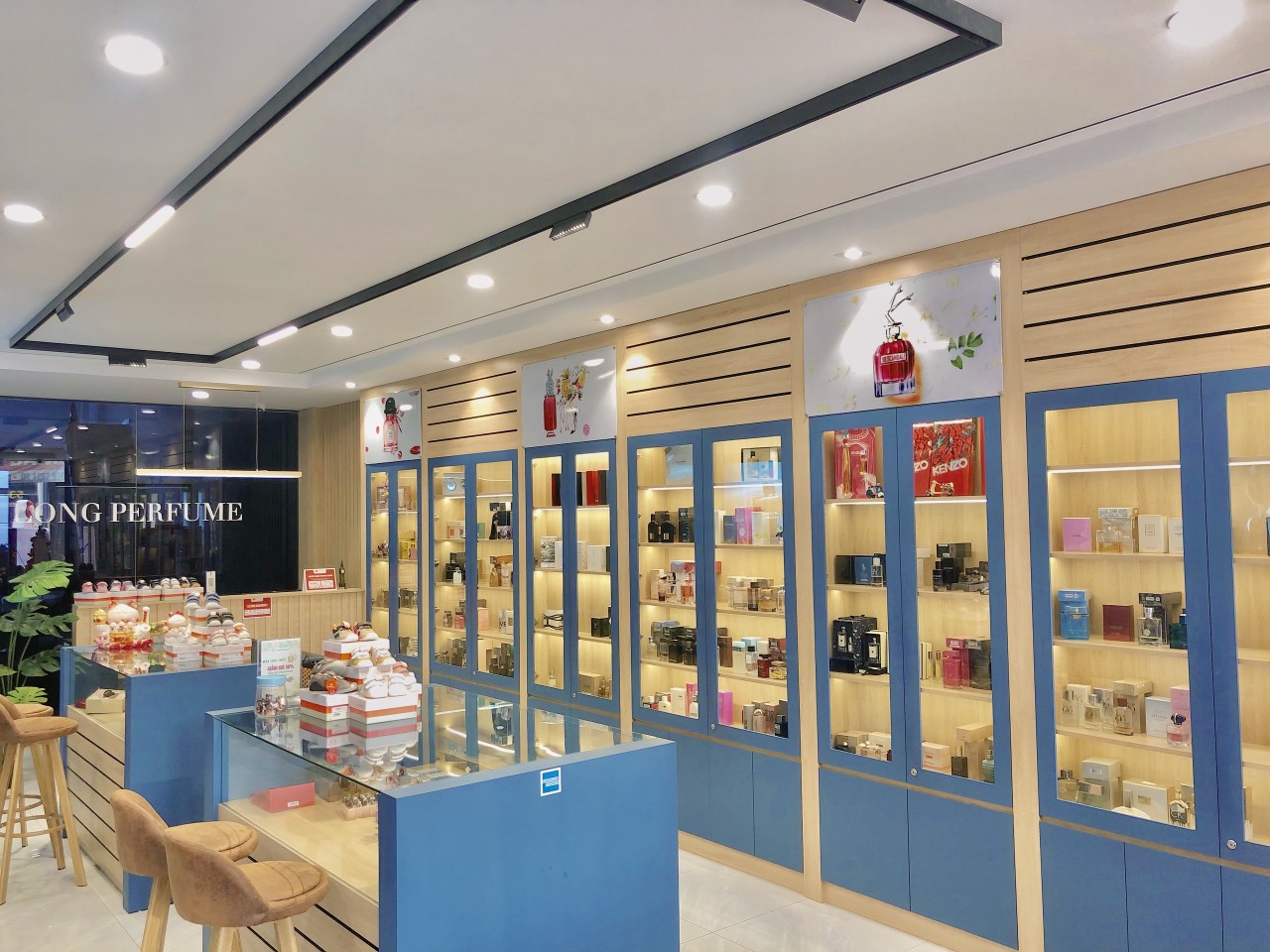 Long Perfume chuyên cung cấp sỉ & lẻ nước hoa chính hãng