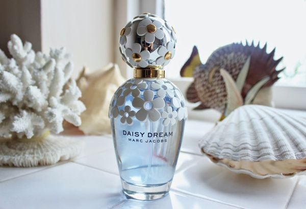 Marc Jacobs Daisy Dream - hương thơm dịu nhẹ, đặc trưng dành cho phái đẹp