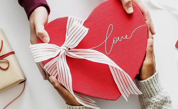 Đừng quên dành những lời chúc valentine cho vợ thật ngọt ngào dịp 14/02