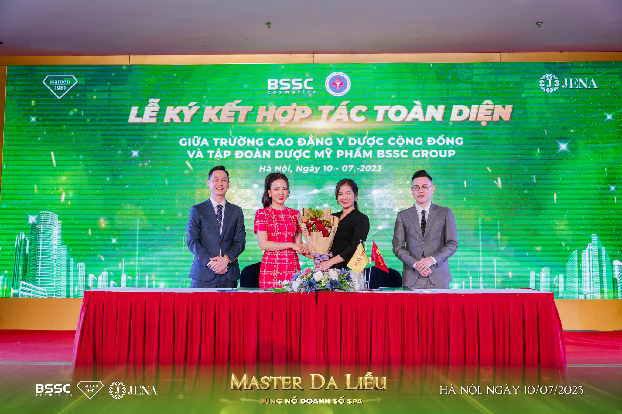 Chương trình Master Da Liễu: Đánh dấu sự kết hợp hợp tác đầy triển vọng giữa BSSC và Trường Cao Đẳng Y Dược Cộng Đồng.