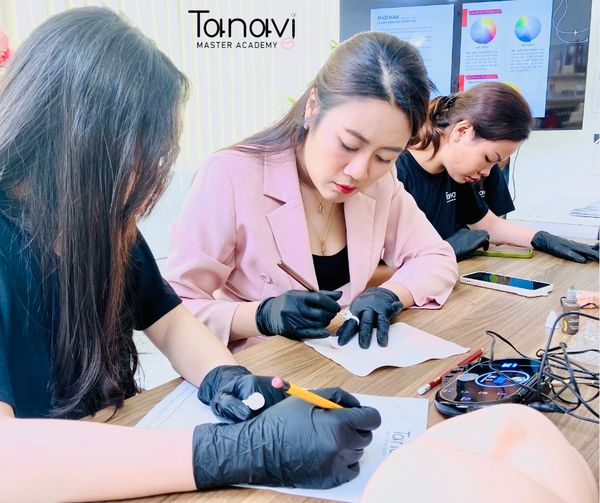 Xu hướng phát triển nghề phun xăm thẩm mỹ trong những năm sắp tới thế nào?