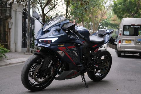 Ninja ZX25R độ bi cầu và 2 Aozoom thor modun lazer + demi A7