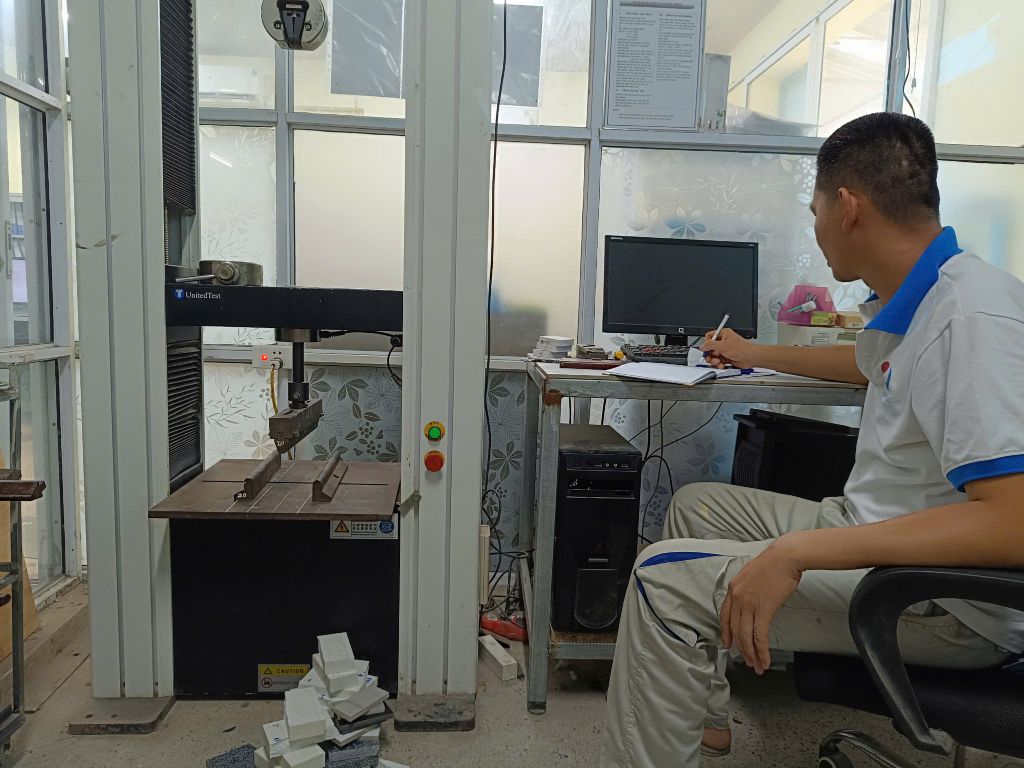 Thử nghiệm Đá ốp lát tự nhiên