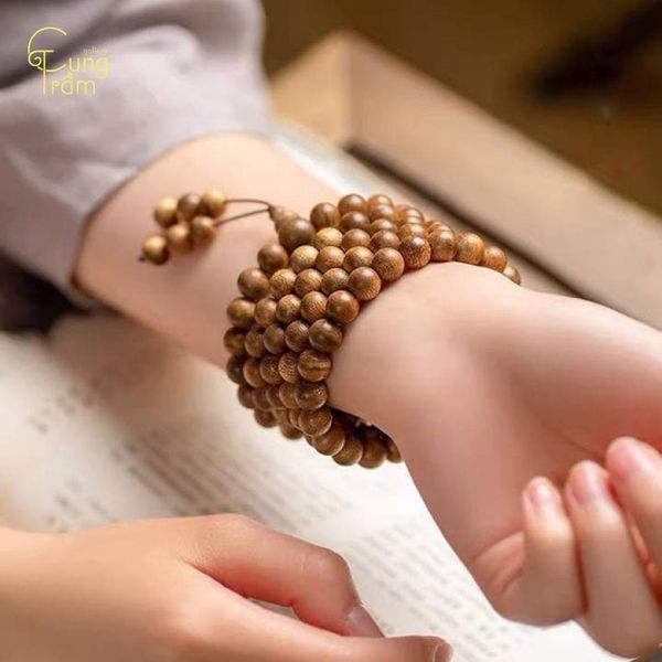 Cách đeo “chuẩn” vòng tay trầm hương 108 hạt