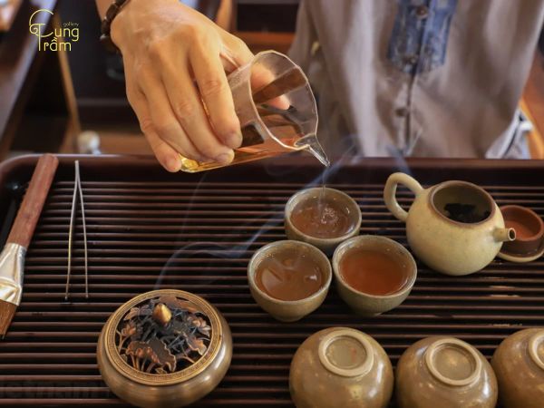 Thưởng trà, thưởng trầm giúp cải thiện mất ngủ