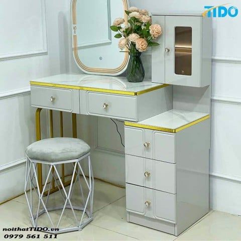 Bàn trang điểm cảm ứng đẹp bạn nên biết
