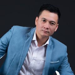 ong Hong Van Sam la nhan vien cao cap tai Lang nam bon mua va VNmushrooms Farm.