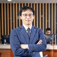 ong Boi Van Thang la nhan vien cao cap tai Lang nam bon mua va VNmushrooms Farm.
