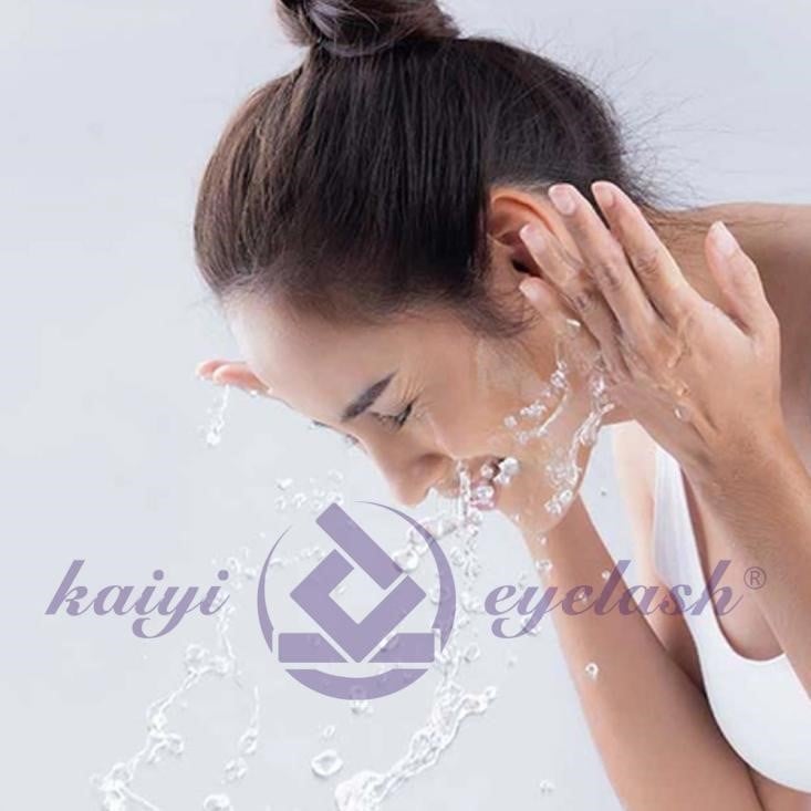 Hướng Dẫn Chăm Sóc Mi Nối Đúng Cách Để Giữ Được Lâu Và Đẹp Tự Nhiên