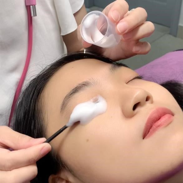 NỐI MI CÓ GÂY HẠI KHÔNG? THỜI GIAN GIỮ MI NỐI VÀ BÍ QUYẾT CHĂM SÓC – Kaiyi  eyelash