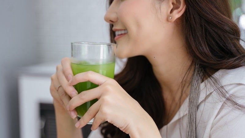 Những lưu ý khi uống nước lá mơ hằng ngày
