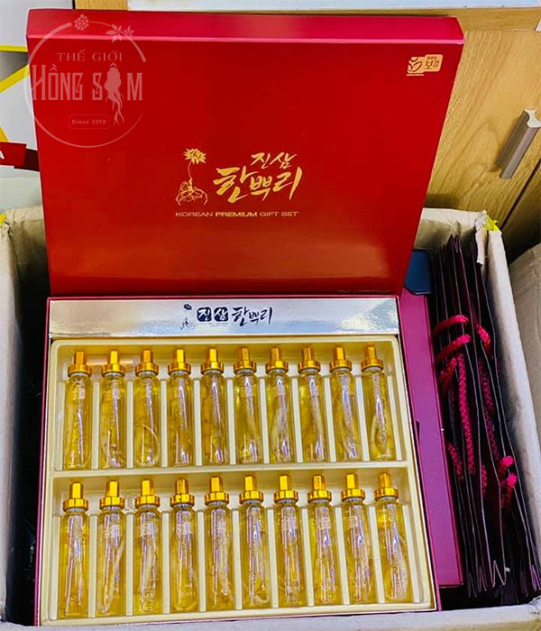 Hình ảnh sản phẩm nước hồng sâm có củ Hanpuri hộp 20 ống chính hãng Hàn Quốc.
